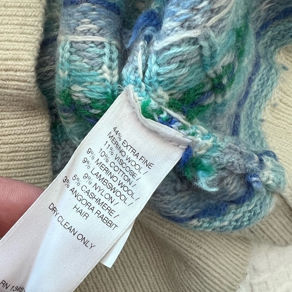 Vineyard Vines Women's sweater - Picture 9 of 11